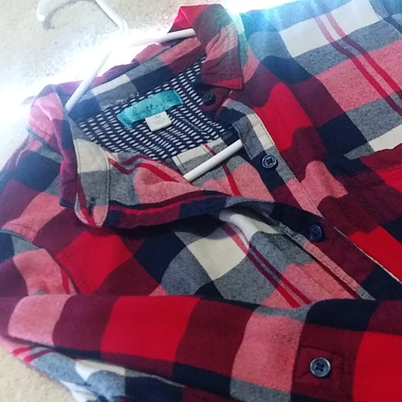 Red Flannel - Picture 16 of 16